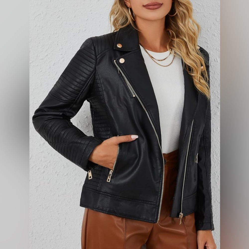 Women's Black Faux Leather Moto Jacket-NWT